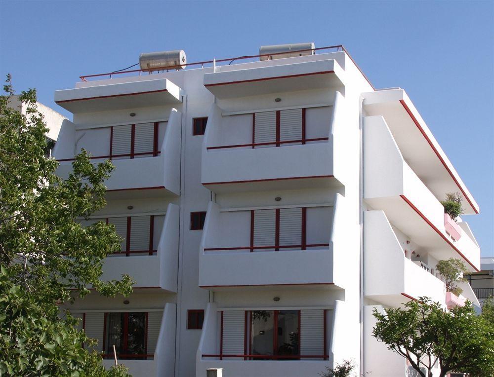 Stam & John Apartments คอสทาวน์ ภายนอก รูปภาพ